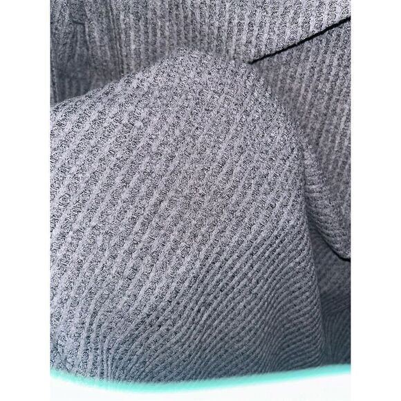 Lane Bryant Plus Size 26 Gray Off-The-Shoulder Waffle Knit Blouse - Picture 6 of 6